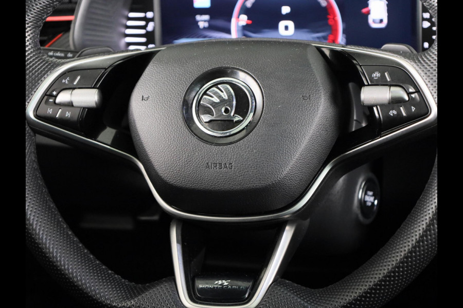 Škoda SCALA Monte Carlo 1.0 TSI 115 pk 7 versn. DSG | Private lease vanaf 619,-- | Panoramadak | Winter pakket | Parkeercamera