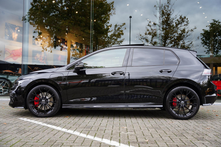 Volkswagen Golf 1.5 E-Hybrid GTE GERESERVEERD Volkswagen Golf 1.5 E-Hybrid GTE GERESERVEERD