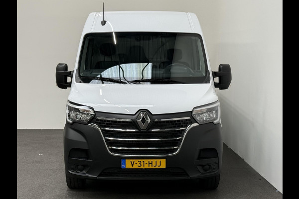 Renault Master T33 2.3 dCi 135PK L2H2 BPM VRIJ! Airco Cruise control Parkeersensoren Navigatie Trekhaak