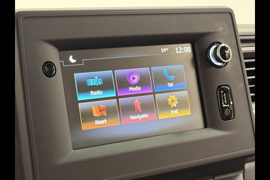 Renault Master T33 2.3 dCi 135PK L2H2 BPM VRIJ! Airco Cruise control Parkeersensoren Navigatie Trekhaak