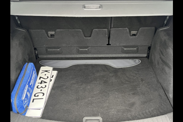 Ford Kuga 1.5 EcoB. Titanium 150pk/Inklapbare Trekhaak/WinterPack etc.