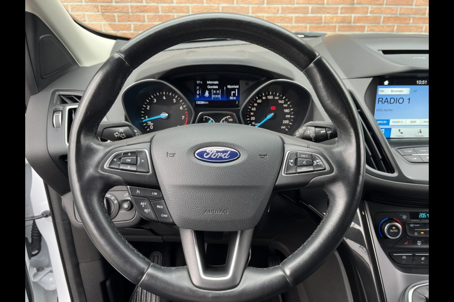 Ford Kuga 1.5 EcoB. Titanium 150pk/Inklapbare Trekhaak/WinterPack etc.