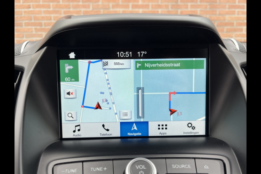 Ford Kuga 1.5 EcoB. Titanium 150pk/Inklapbare Trekhaak/WinterPack etc.