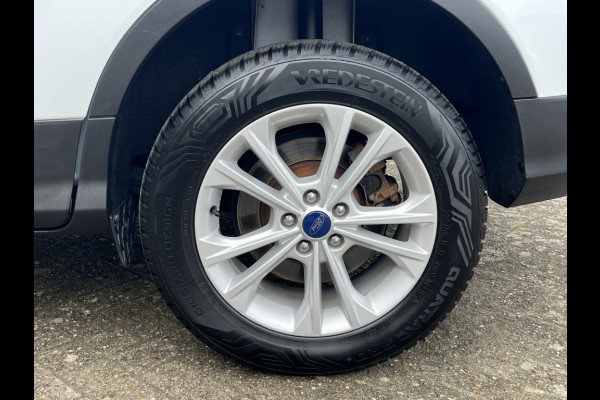 Ford Kuga 1.5 EcoB. Titanium 150pk/Inklapbare Trekhaak/WinterPack etc.