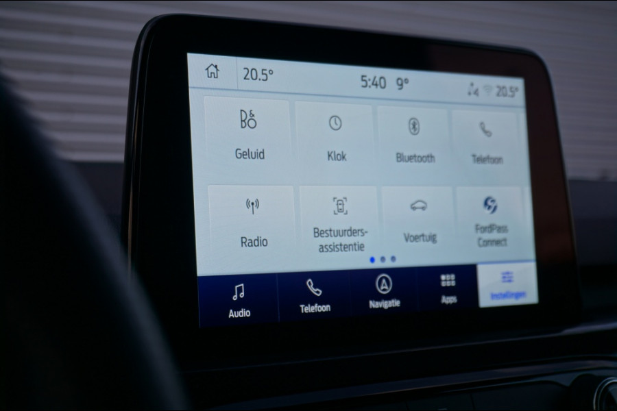 Ford Kuga 2.5 PHEV ST-Line X WINTERPACK | HUD | 1.500 KG TGEWICHT Ford Kuga 2.5 PHEV ST-Line X WINTERPACK | HUD | 1.500 KG TGEWICHT