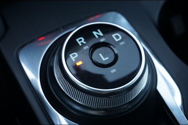 Ford Kuga 2.5 PHEV ST-Line X WINTERPACK | HUD | 1.500 KG TGEWICHT Ford Kuga 2.5 PHEV ST-Line X WINTERPACK | HUD | 1.500 KG TGEWICHT