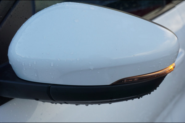 Ford Kuga 2.5 PHEV ST-Line X WINTERPACK | HUD | 1.500 KG TGEWICHT Ford Kuga 2.5 PHEV ST-Line X WINTERPACK | HUD | 1.500 KG TGEWICHT