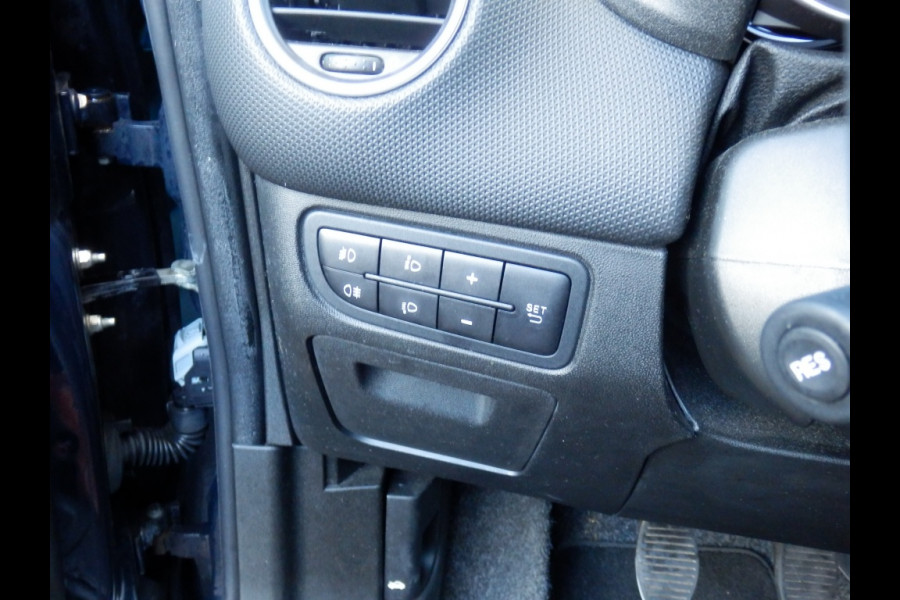 Fiat Punto Evo 100 pk. Sempre 5 drs. I Trekhaak I Aut. airco I Nav. I 100 % dea Fiat Punto Evo 100 pk. Sempre 5 drs. I Trekhaak I Aut. airco I Nav. I 100 % dea