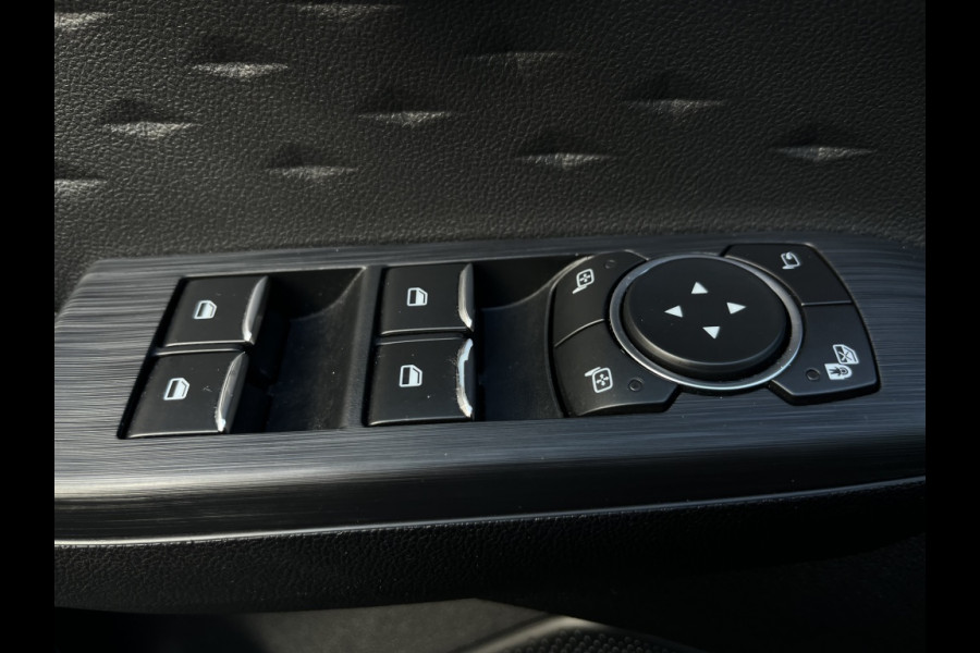 Ford Kuga 2.5 PHEV ST-Line X Ford Kuga 2.5 PHEV ST-Line X