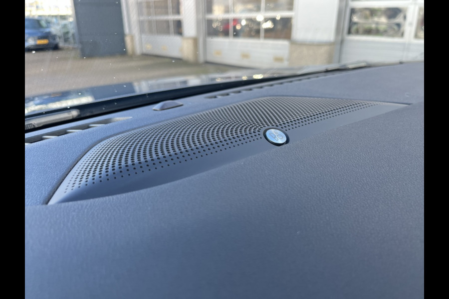 Ford Kuga 2.5 PHEV ST-Line X Ford Kuga 2.5 PHEV ST-Line X