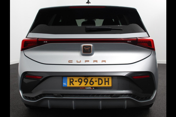 CUPRA Born Business 62 kWh | DEMO ! | Navigatie Apple Carplay/ Android Auto Camera Parkeersensoren Adaptive Cruise Control Stoel- en stuurverwarming Full Led Climate Control Lichtmetalen velgen CUPRA Born Business 62 kWh | DEMO ! | Navigatie Apple Carplay/ Android Auto Camera Parkeersensoren Adaptive Cruise Control Stoel- en stuurverwarming Full Led Climate Control Lichtmetalen velgen