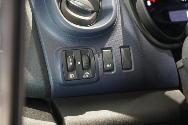 Opel Vivaro 1.6 CDTI L1H1 Edition EcoFlex + TREKHAAK / CRUISE CONTROL / BETIMMERING