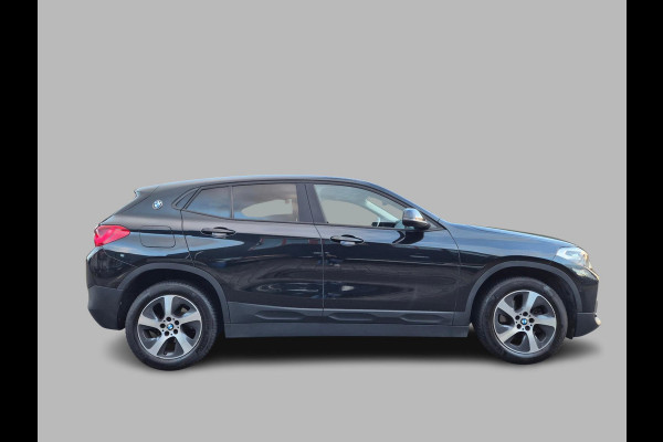 BMW X2 SDrive18i High Executive Leder, Pano BMW X2 SDrive18i High Executive Leder, Pano