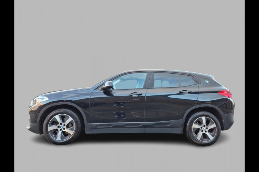 BMW X2 SDrive18i High Executive Leder, Pano BMW X2 SDrive18i High Executive Leder, Pano
