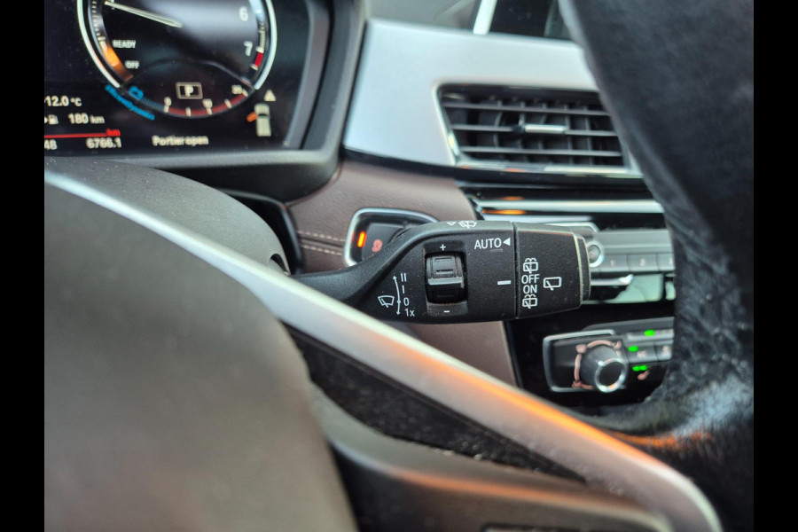 BMW X2 SDrive18i High Executive Leder, Pano BMW X2 SDrive18i High Executive Leder, Pano