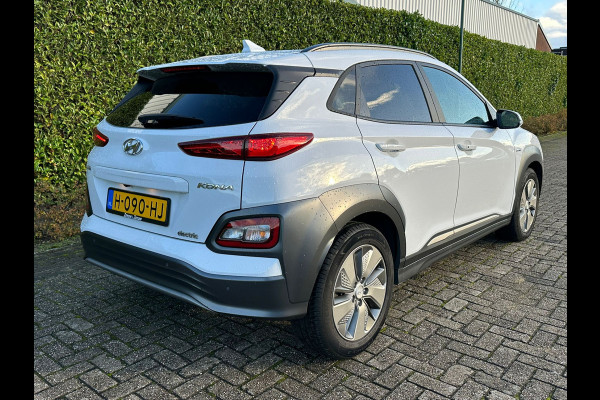 Hyundai Kona EV Fashion 64 kWh 3 Fase | Climate | Adaptive CC | Navi | occasion Hyundai Kona EV Fashion 64 kWh 3 Fase | Climate | Adaptive CC | Navi | occasion