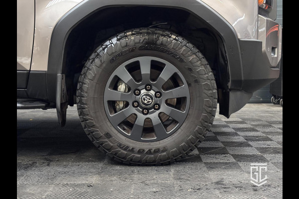 Toyota Land Cruiser 2.8 D-4D Blind Van Navigator Toyota Land Cruiser 2.8 D-4D Blind Van Navigator