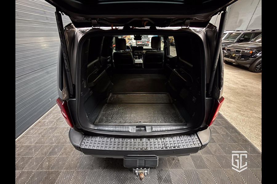 Toyota Land Cruiser 2.8 D-4D Blind Van Navigator Toyota Land Cruiser 2.8 D-4D Blind Van Navigator