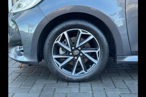 Toyota Yaris 1.5 Hybrid Dynamic | 16 inch, LED, Apple CarPlay/Android Auto, Parkeercamera, Adaptive cruise control