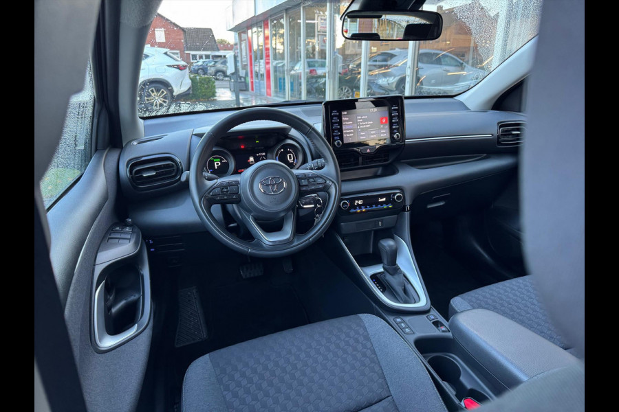 Toyota Yaris 1.5 Hybrid Dynamic | 16 inch, LED, Apple CarPlay/Android Auto, Parkeercamera, Adaptive cruise control