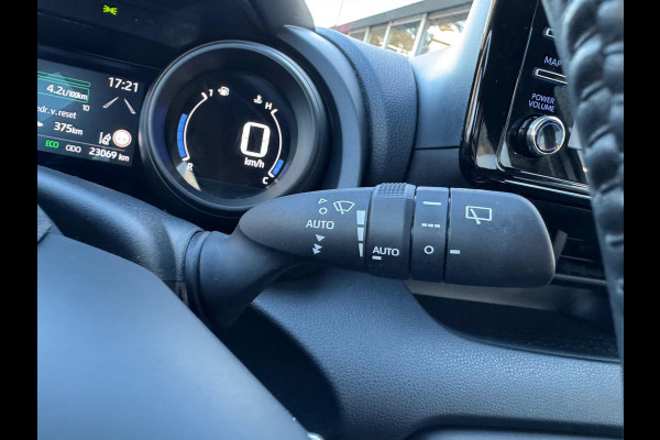 Toyota Yaris 1.5 Hybrid Dynamic | 16 inch, LED, Apple CarPlay/Android Auto, Parkeercamera, Adaptive cruise control