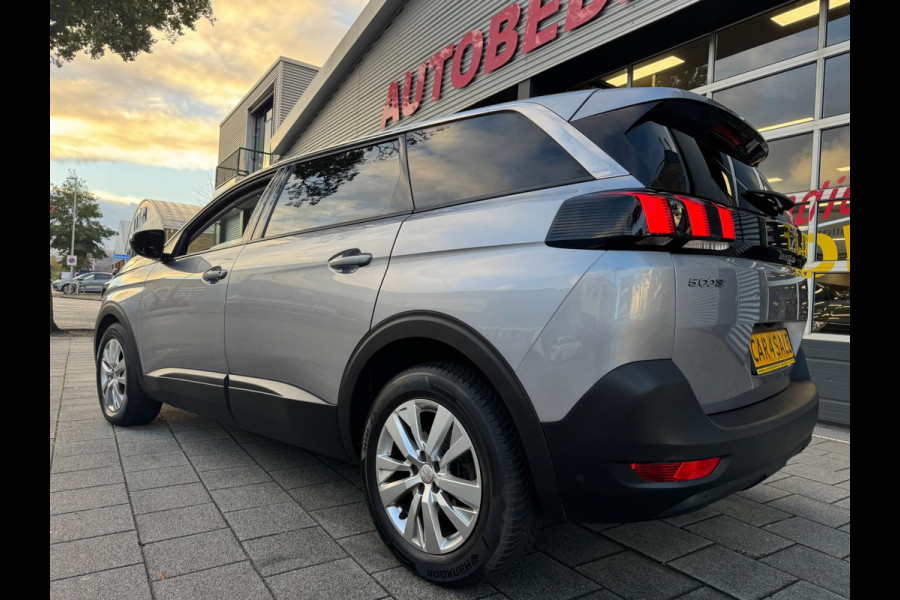 Peugeot 5008 1.2 PureTech Active Pack 7 Persoons - Navigatie/Apple CarPlay I Airco I LED I PDC I Sport velgen I-Dealer onderhouden Peugeot 5008 1.2 PureTech Active Pack 7 Persoons - Navigatie/Apple CarPlay I Airco I LED I PDC I Sport velgen I-Dealer onderhouden