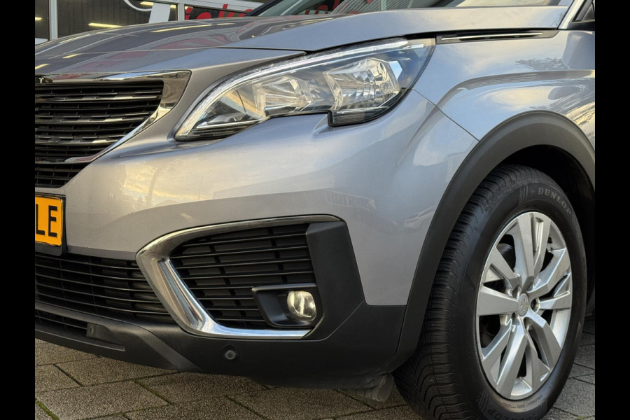 Peugeot 5008 1.2 PureTech Active Pack 7 Persoons - Navigatie/Apple CarPlay I Airco I LED I PDC I Sport velgen I-Dealer onderhouden Peugeot 5008 1.2 PureTech Active Pack 7 Persoons - Navigatie/Apple CarPlay I Airco I LED I PDC I Sport velgen I-Dealer onderhouden