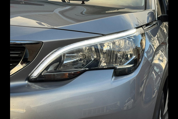 Peugeot 5008 1.2 PureTech Active Pack 7 Persoons - Navigatie/Apple CarPlay I Airco I LED I PDC I Sport velgen I-Dealer onderhouden Peugeot 5008 1.2 PureTech Active Pack 7 Persoons - Navigatie/Apple CarPlay I Airco I LED I PDC I Sport velgen I-Dealer onderhouden