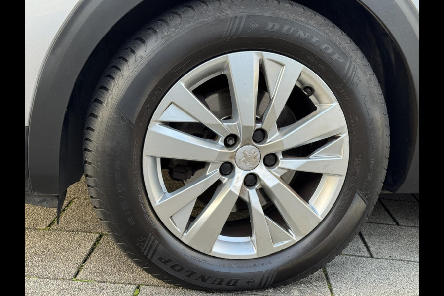 Peugeot 5008 1.2 PureTech Active Pack 7 Persoons - Navigatie/Apple CarPlay I Airco I LED I PDC I Sport velgen I-Dealer onderhouden Peugeot 5008 1.2 PureTech Active Pack 7 Persoons - Navigatie/Apple CarPlay I Airco I LED I PDC I Sport velgen I-Dealer onderhouden