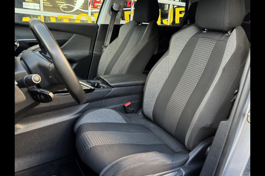 Peugeot 5008 1.2 PureTech Active Pack 7 Persoons - Navigatie/Apple CarPlay I Airco I LED I PDC I Sport velgen I-Dealer onderhouden Peugeot 5008 1.2 PureTech Active Pack 7 Persoons - Navigatie/Apple CarPlay I Airco I LED I PDC I Sport velgen I-Dealer onderhouden