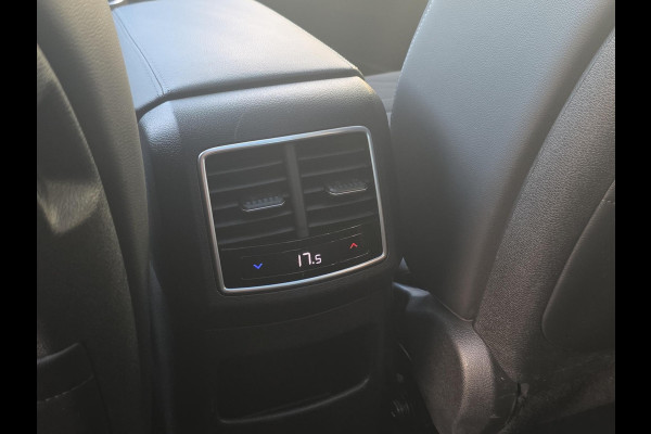 Kia Sportage 1.6 T-GDi Hybrid DynamicPlusLine | Navigatie | Dodehoekdetectie | Stoel- en Stuurverwarming | Elektrische achterklep Kia Sportage 1.6 T-GDi Hybrid DynamicPlusLine | Navigatie | Dodehoekdetectie | Stoel- en Stuurverwarming | Elektrische achterklep