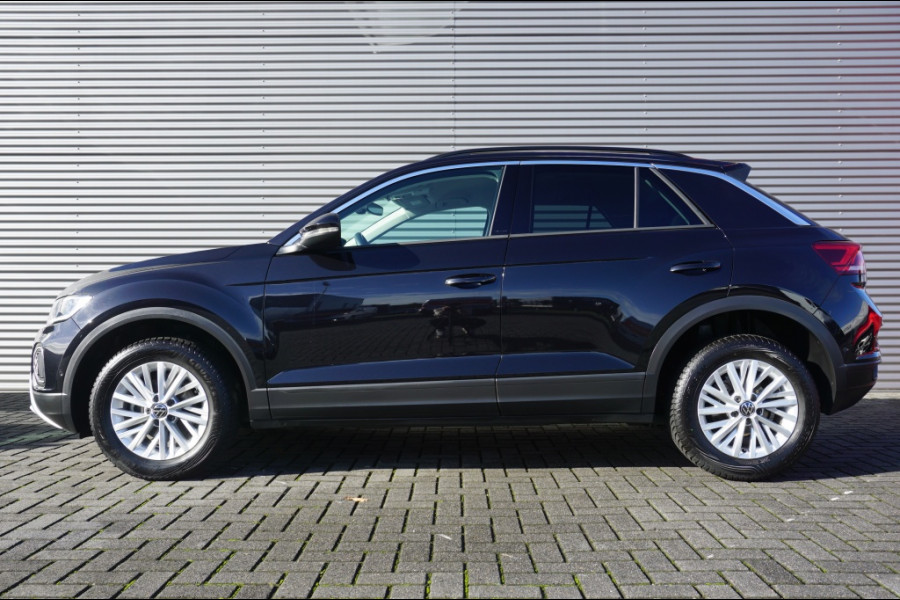Volkswagen T-Roc 115PK Life Edition CLIMA | STOELVERWARMING | PARK.SENS | CARPLAY Volkswagen T-Roc 115PK Life Edition CLIMA | STOELVERWARMING | PARK.SENS | CARPLAY