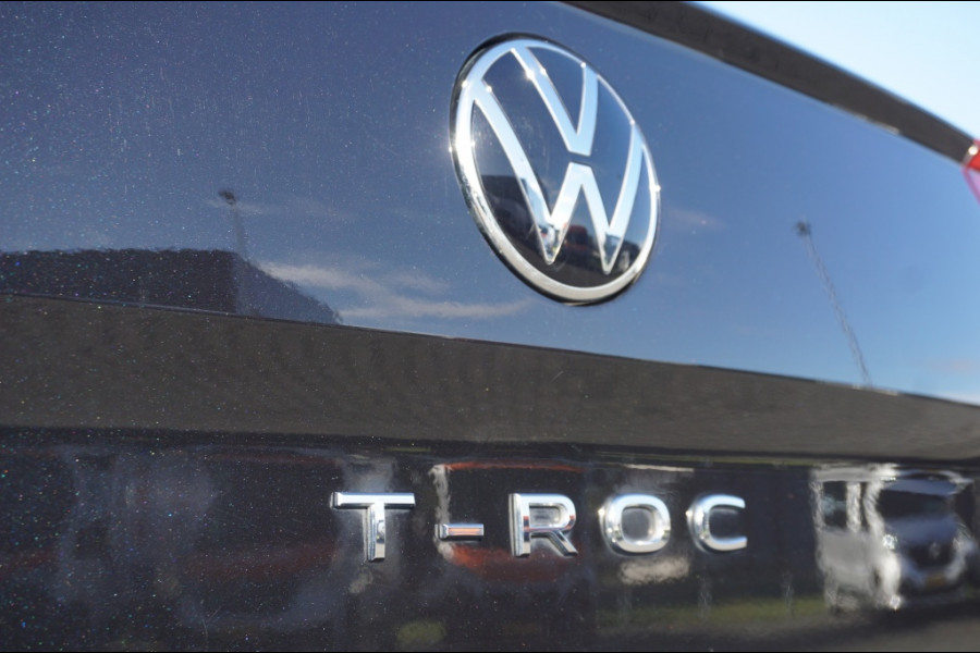 Volkswagen T-Roc 115PK Life Edition CLIMA | STOELVERWARMING | PARK.SENS | CARPLAY Volkswagen T-Roc 115PK Life Edition CLIMA | STOELVERWARMING | PARK.SENS | CARPLAY