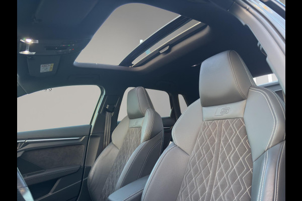 Audi A3 Sportback 45 TFSI e S edition Competition | Sfeer | Stoelverw. | Camera | B&O | Keyless | Carplay | Audi A3 Sportback 45 TFSI e S edition Competition | Sfeer | Stoelverw. | Camera | B&O | Keyless | Carplay |