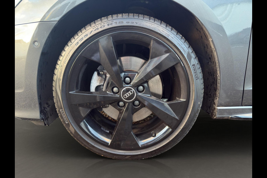 Audi A3 Sportback 45 TFSI e S edition Competition | Sfeer | Stoelverw. | Camera | B&O | Keyless | Carplay | Audi A3 Sportback 45 TFSI e S edition Competition | Sfeer | Stoelverw. | Camera | B&O | Keyless | Carplay |