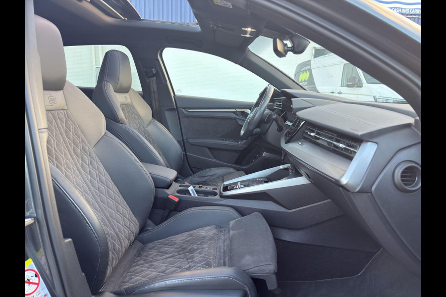 Audi A3 Sportback 45 TFSI e S edition Competition | Sfeer | Stoelverw. | Camera | B&O | Keyless | Carplay | Audi A3 Sportback 45 TFSI e S edition Competition | Sfeer | Stoelverw. | Camera | B&O | Keyless | Carplay |