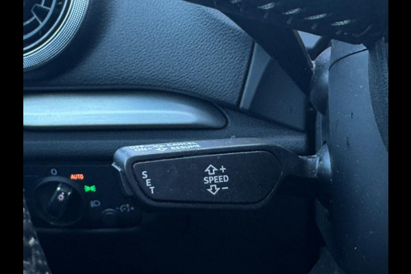 Audi A3 Sportback 35 TFSI CoD 3x S line M19 FULL PANO CLIMATE PDC CAMERA