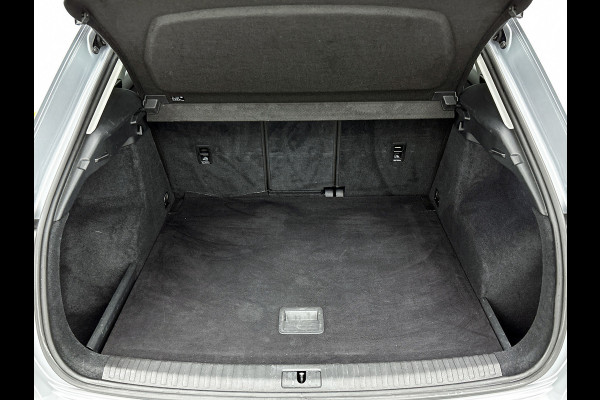 Audi Q3 35 TFSI Pro Line business(Goed OnderH, Navi, B&O, StoelV, Parkeersensoren, Leder, Cruise Con, Etc) Audi Q3 35 TFSI Pro Line business(Goed OnderH, Navi, B&O, StoelV, Parkeersensoren, Leder, Cruise Con, Etc)