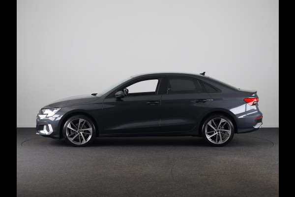 Audi A3 Limousine 30 TFSI Pro Line 110pk S-tronic | Stoelverwarming | 18 inch Lichtmetalen velgen | Cruise controle | Navigatie via App Audi A3 Limousine 30 TFSI Pro Line 110pk S-tronic | Stoelverwarming | 18 inch Lichtmetalen velgen | Cruise controle | Navigatie via App