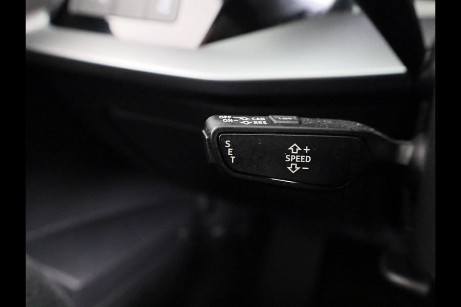 Audi A3 Limousine 30 TFSI Pro Line 110pk S-tronic | Stoelverwarming | 18 inch Lichtmetalen velgen | Cruise controle | Navigatie via App Audi A3 Limousine 30 TFSI Pro Line 110pk S-tronic | Stoelverwarming | 18 inch Lichtmetalen velgen | Cruise controle | Navigatie via App