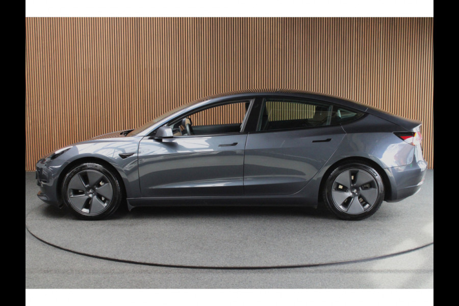 Tesla Model 3 Standard Plus ACC Autopilot Stuurverwarm. PDC Leer Navi Panoramadak 360° Elektr. achterklep Stoelverwarming voor & achter Climate voor & achter LM velgen BTW auto! Nieuw! Tesla Model 3 Standard Plus ACC Autopilot Stuurverwarm. PDC Leer Navi Panoramadak 360° Elektr. achterklep Stoelverwarming voor & achter Climate voor & achter LM velgen BTW auto! Nieuw!