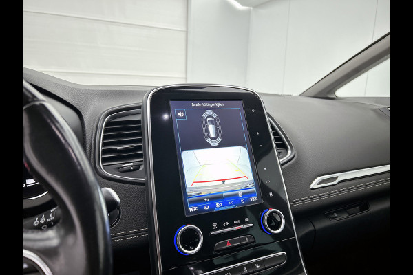 Renault Grand Scénic 1.3 TCe Bose 7p. (NL-auto, Navi, Trekhaak, Parkeersensoren, StoelV, Cruise Con, Etc) Renault Grand Scénic 1.3 TCe Bose 7p. (NL-auto, Navi, Trekhaak, Parkeersensoren, StoelV, Cruise Con, Etc)