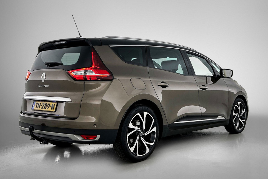 Renault Grand Scénic 1.3 TCe Bose 7p. (NL-auto, Navi, Trekhaak, Parkeersensoren, StoelV, Cruise Con, Etc) Renault Grand Scénic 1.3 TCe Bose 7p. (NL-auto, Navi, Trekhaak, Parkeersensoren, StoelV, Cruise Con, Etc)