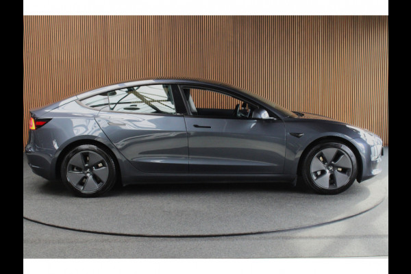 Tesla Model 3 Standard Plus ACC Autopilot Stuurverwarm. PDC Leer Navi Panoramadak 360° Elektr. achterklep Stoelverwarming voor & achter Climate voor & achter LM velgen BTW auto! Nieuw! Tesla Model 3 Standard Plus ACC Autopilot Stuurverwarm. PDC Leer Navi Panoramadak 360° Elektr. achterklep Stoelverwarming voor & achter Climate voor & achter LM velgen BTW auto! Nieuw!