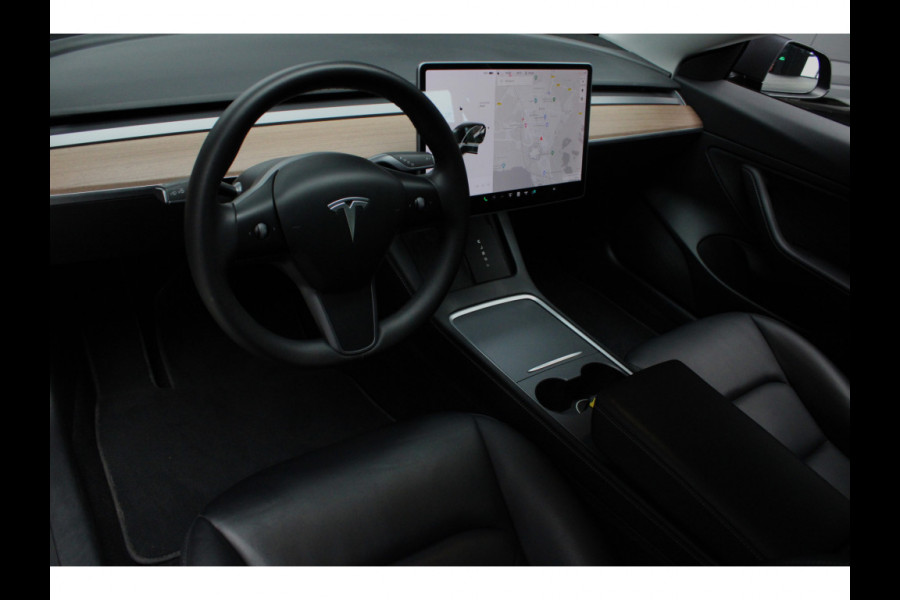 Tesla Model 3 Standard Plus ACC Autopilot Stuurverwarm. PDC Leer Navi Panoramadak 360° Elektr. achterklep Stoelverwarming voor & achter Climate voor & achter LM velgen BTW auto! Nieuw! Tesla Model 3 Standard Plus ACC Autopilot Stuurverwarm. PDC Leer Navi Panoramadak 360° Elektr. achterklep Stoelverwarming voor & achter Climate voor & achter LM velgen BTW auto! Nieuw!