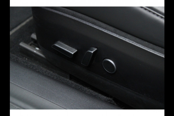 Tesla Model 3 Standard Plus ACC Autopilot Stuurverwarm. PDC Leer Navi Panoramadak 360° Elektr. achterklep Stoelverwarming voor & achter Climate voor & achter LM velgen BTW auto! Nieuw! Tesla Model 3 Standard Plus ACC Autopilot Stuurverwarm. PDC Leer Navi Panoramadak 360° Elektr. achterklep Stoelverwarming voor & achter Climate voor & achter LM velgen BTW auto! Nieuw!