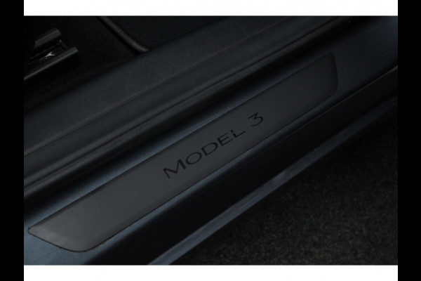 Tesla Model 3 Standard Plus ACC Autopilot Stuurverwarm. PDC Leer Navi Panoramadak 360° Elektr. achterklep Stoelverwarming voor & achter Climate voor & achter LM velgen BTW auto! Nieuw! Tesla Model 3 Standard Plus ACC Autopilot Stuurverwarm. PDC Leer Navi Panoramadak 360° Elektr. achterklep Stoelverwarming voor & achter Climate voor & achter LM velgen BTW auto! Nieuw!