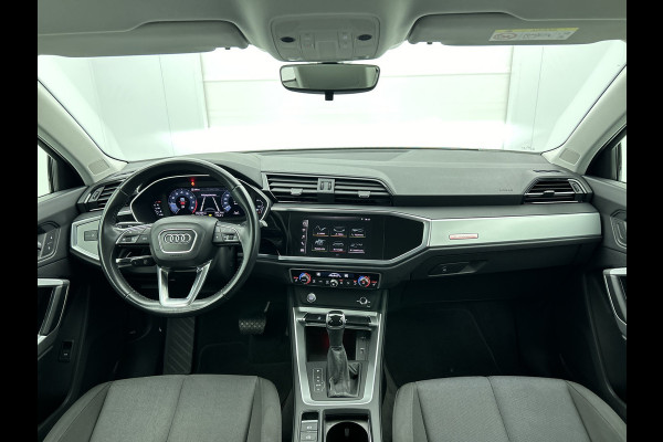 Audi Q3 40 TFSI quattro Advanced Pro S-Line (Dealer OnderH, Navi, StoelV, Parkeersensoren, Climate Con, Cruise Con, Etc) Audi Q3 40 TFSI quattro Advanced Pro S-Line (Dealer OnderH, Navi, StoelV, Parkeersensoren, Climate Con, Cruise Con, Etc)