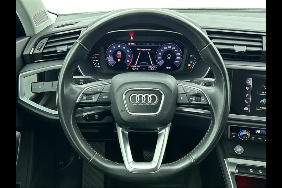 Audi Q3 40 TFSI quattro Advanced Pro S-Line (Dealer OnderH, Navi, StoelV, Parkeersensoren, Climate Con, Cruise Con, Etc) Audi Q3 40 TFSI quattro Advanced Pro S-Line (Dealer OnderH, Navi, StoelV, Parkeersensoren, Climate Con, Cruise Con, Etc)