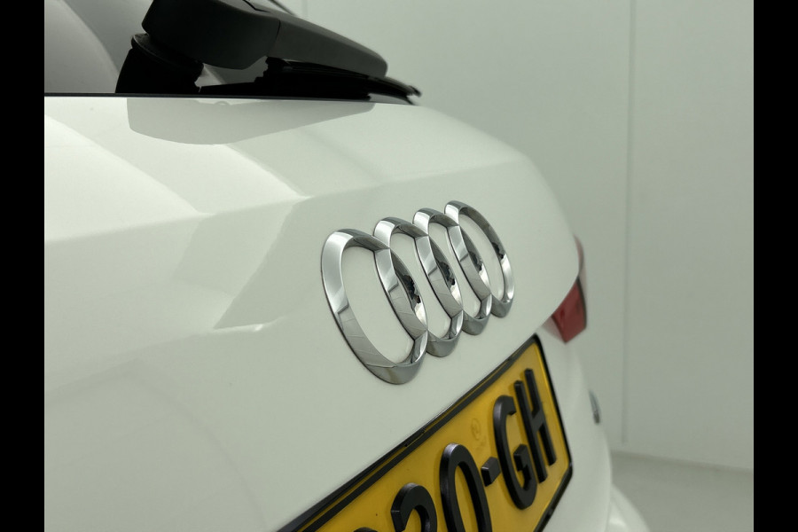 Audi Q3 40 TFSI quattro Advanced Pro S-Line (Dealer OnderH, Navi, StoelV, Parkeersensoren, Climate Con, Cruise Con, Etc) Audi Q3 40 TFSI quattro Advanced Pro S-Line (Dealer OnderH, Navi, StoelV, Parkeersensoren, Climate Con, Cruise Con, Etc)